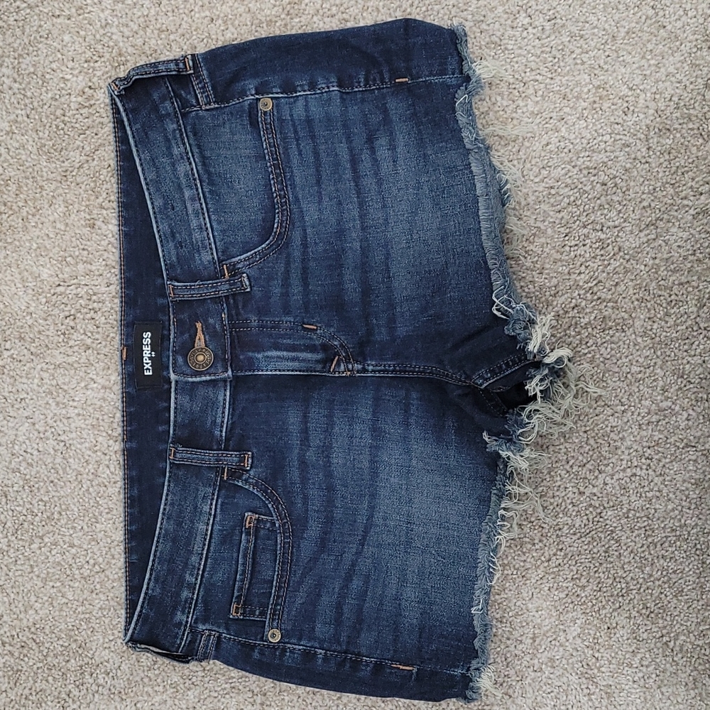 Express shorts